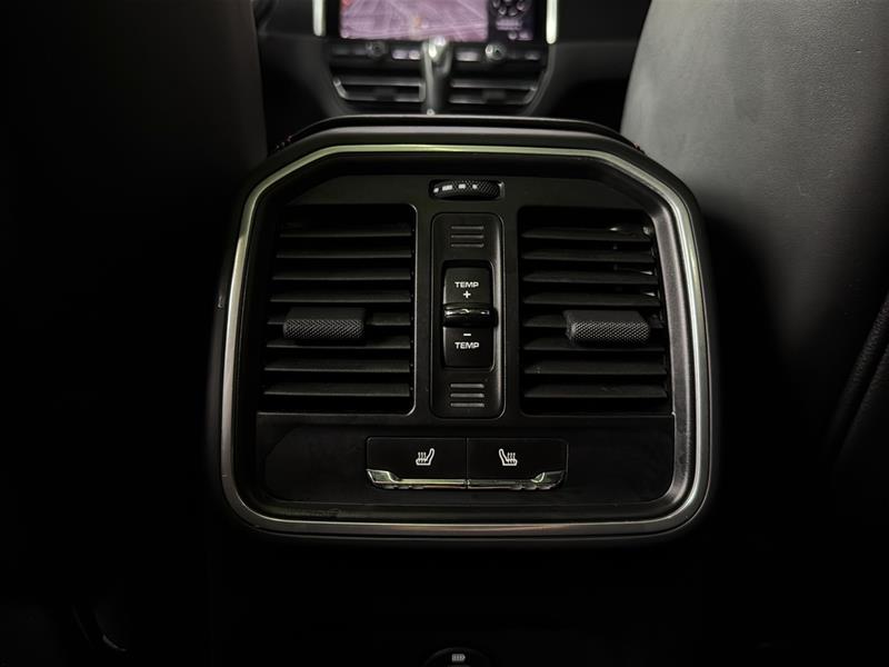 porsche Macan 2021 - 23
