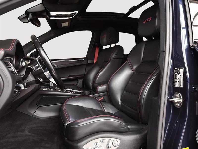 porsche Macan 2021 - 28