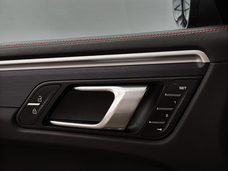 porsche Macan 2021 - 30