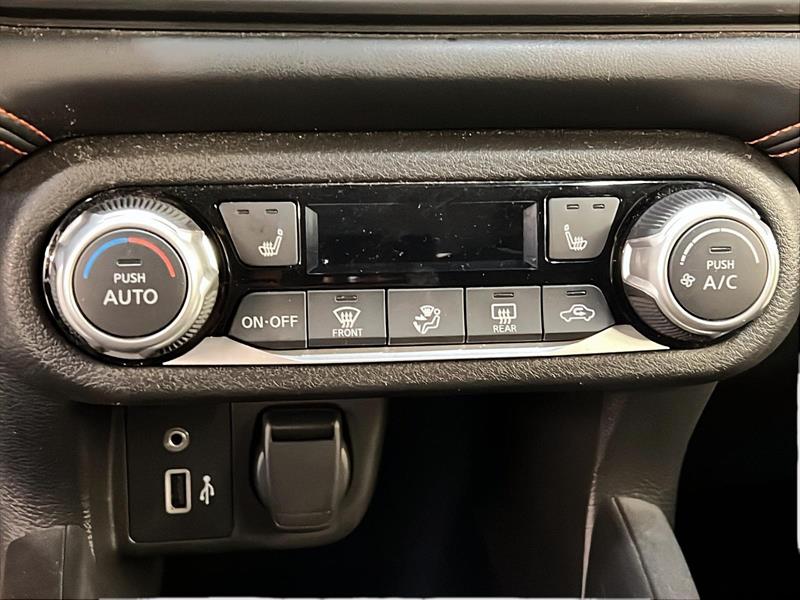 nissan Versa 2021 - 14