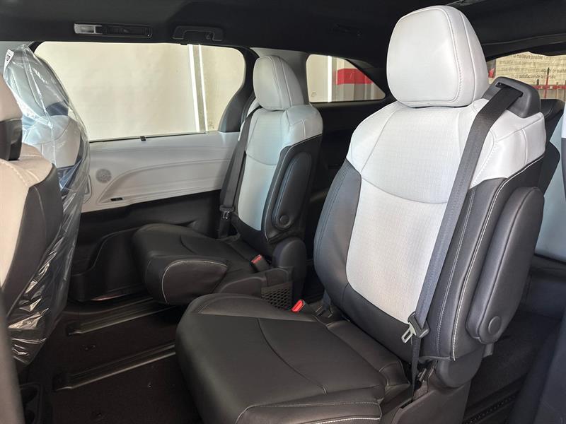 toyota Sienna 2025 - 12