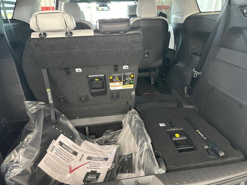 toyota Sienna 2025 - 14