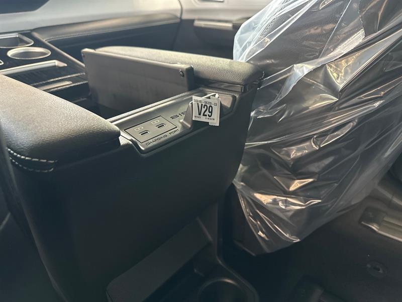 toyota Sienna 2025 - 37