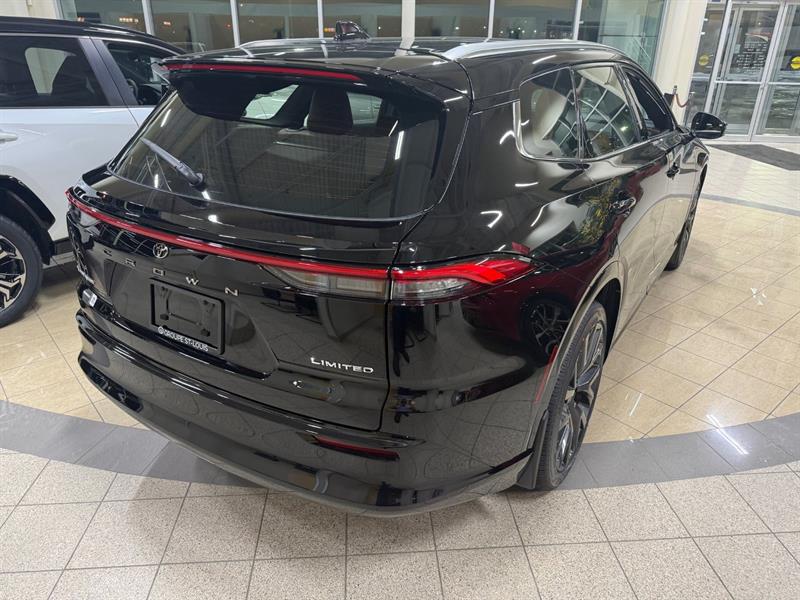 toyota Crown Signia 2025 - 5