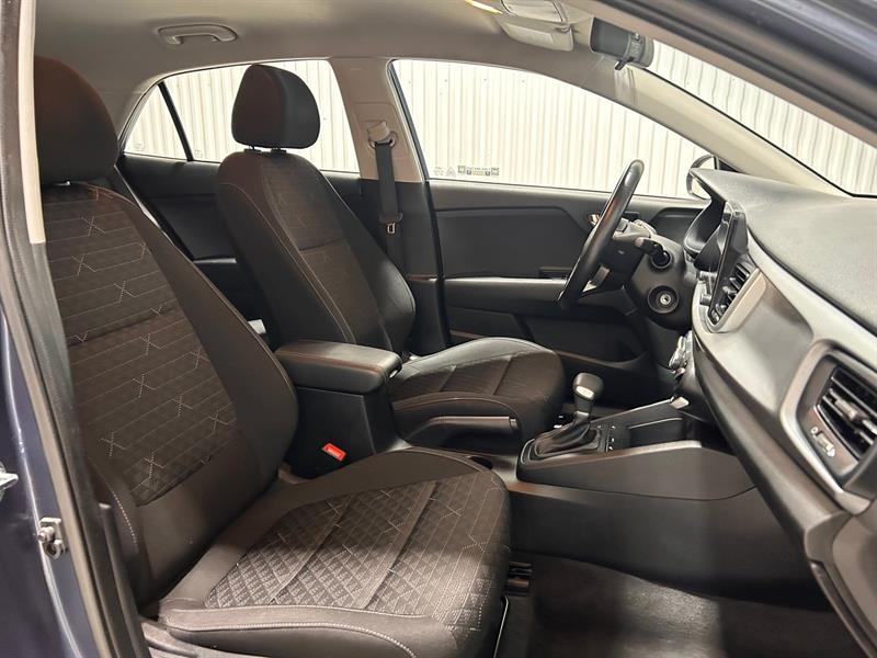 kia Rio 5-door 2023 - 18