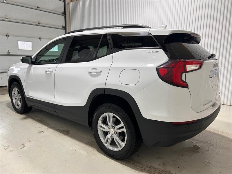 gmc Terrain 2023 - 11