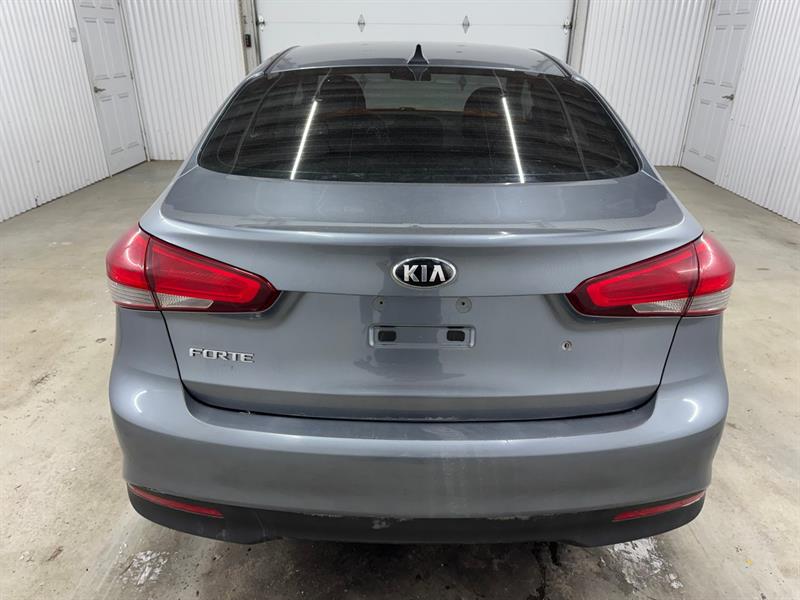 kia Forte 2017 - 9