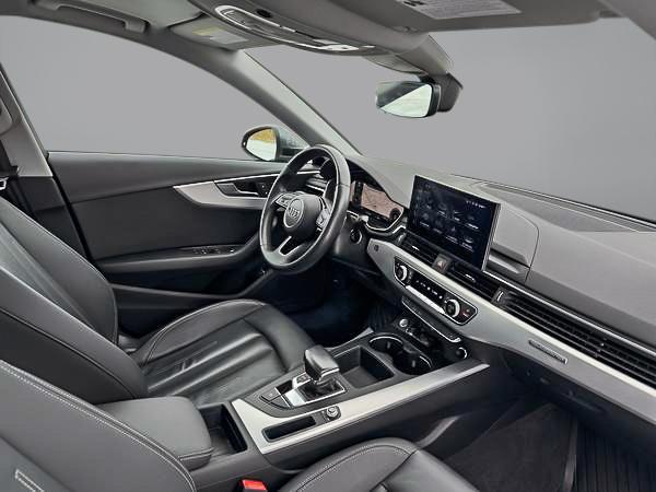 audi berline A4 2023 - 16