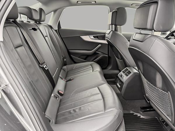 audi berline A4 2023 - 28