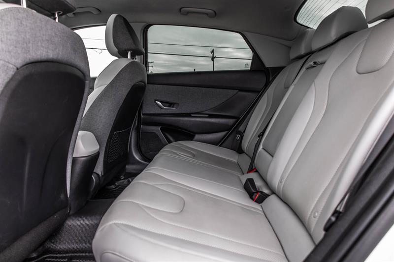 hyundai Elantra 2023 - 31