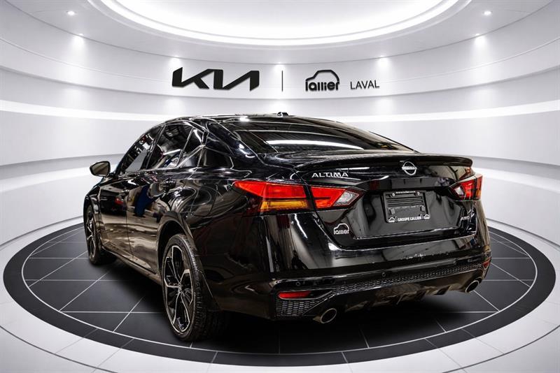 2023 Nissan Altima - Image 5