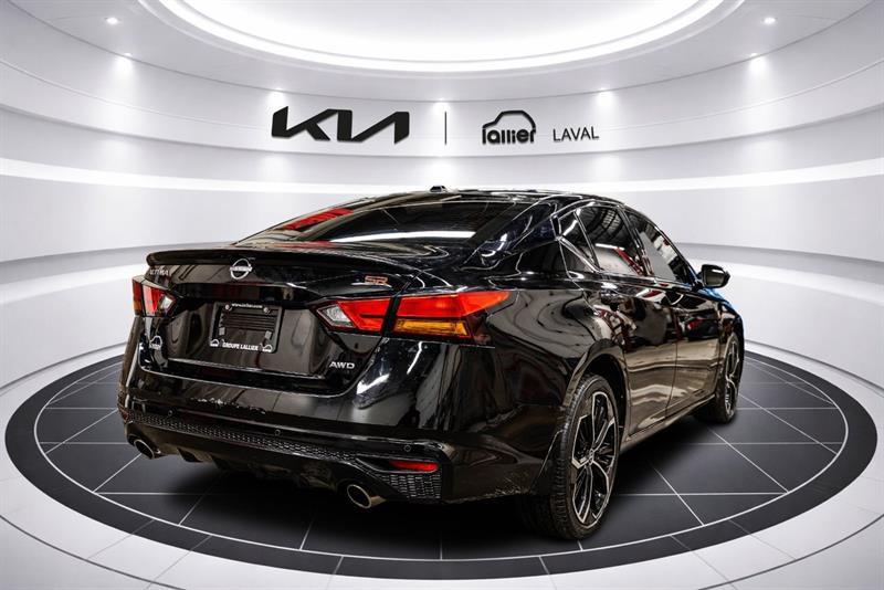 2023 Nissan Altima - Image 7