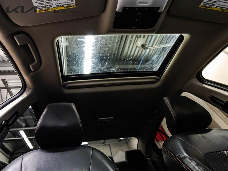 2023 Nissan Altima - Image 19