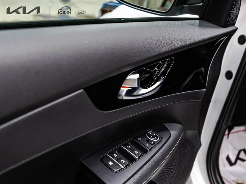 2024 Kia Forte - Image 11