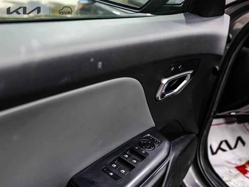 2025 Kia K4 - Image 12
