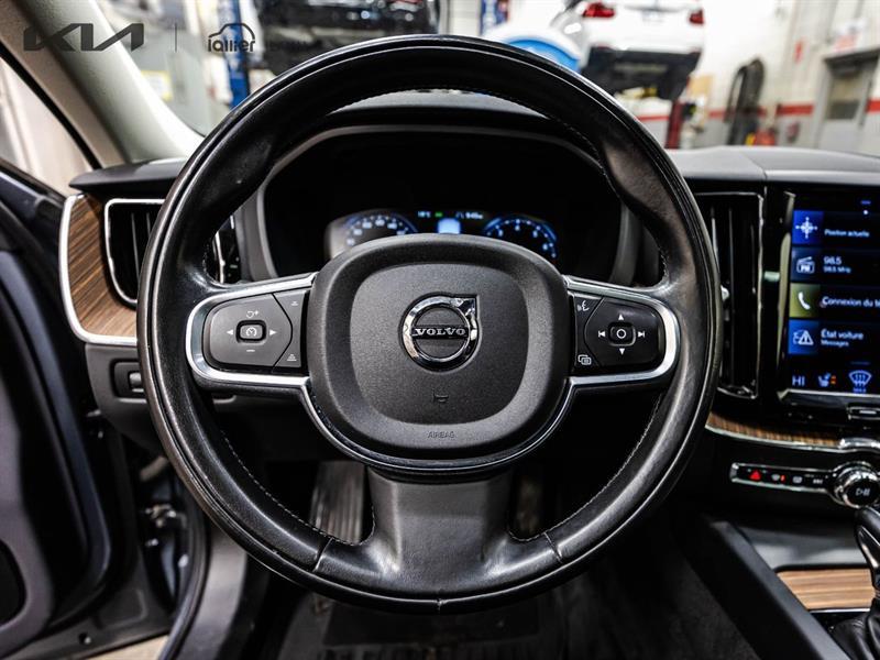 2021 Volvo XC60 - Image 23