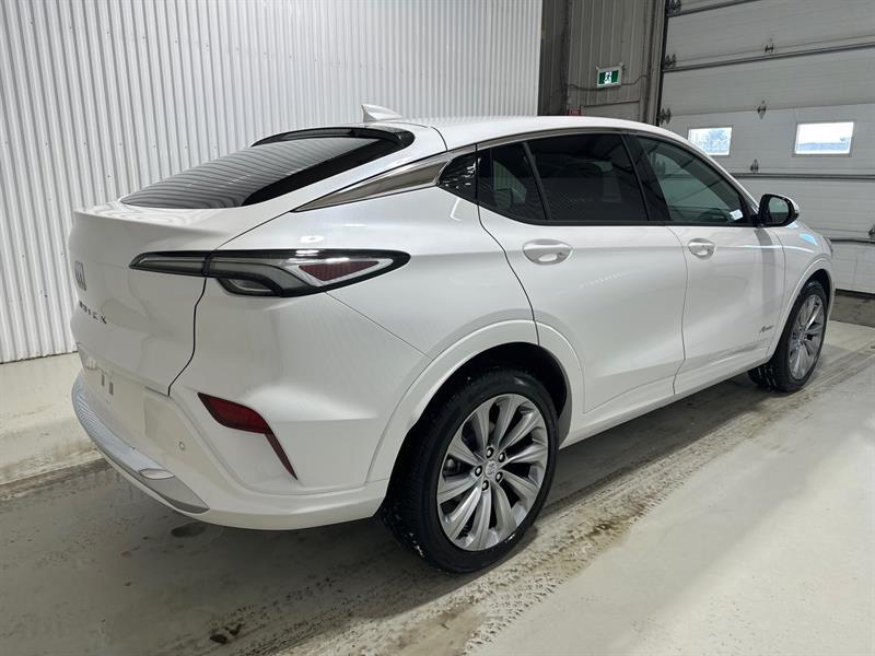 2025 Buick Envista - Image 5