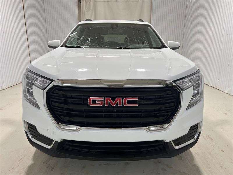 2023 Gmc Terrain - Image 3