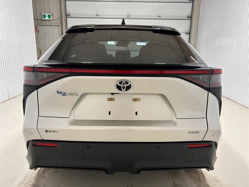 2024 Toyota BZ4X - Image 9