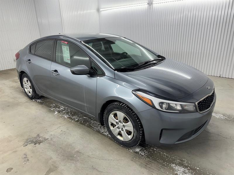2017 Kia Forte - Image 5