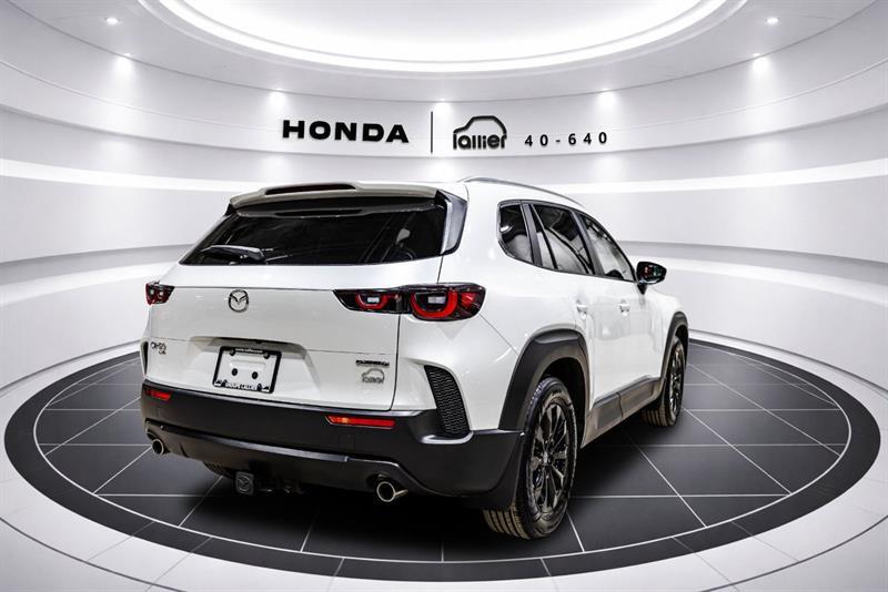 2024 Mazda CX-50 - Image 7