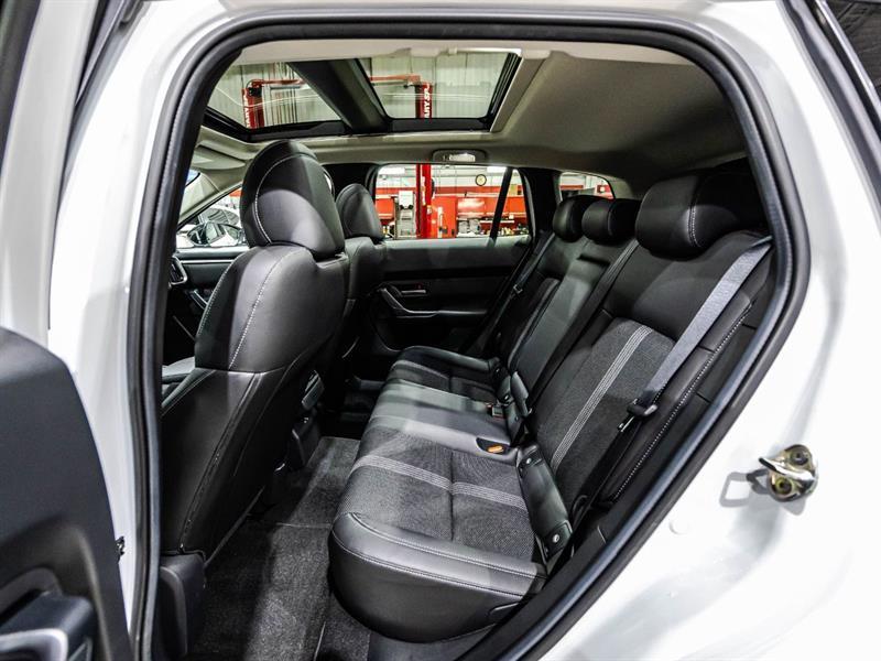 2024 Mazda CX-50 - Image 13