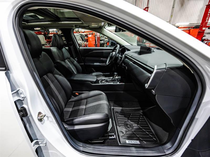 2024 Mazda CX-50 - Image 18