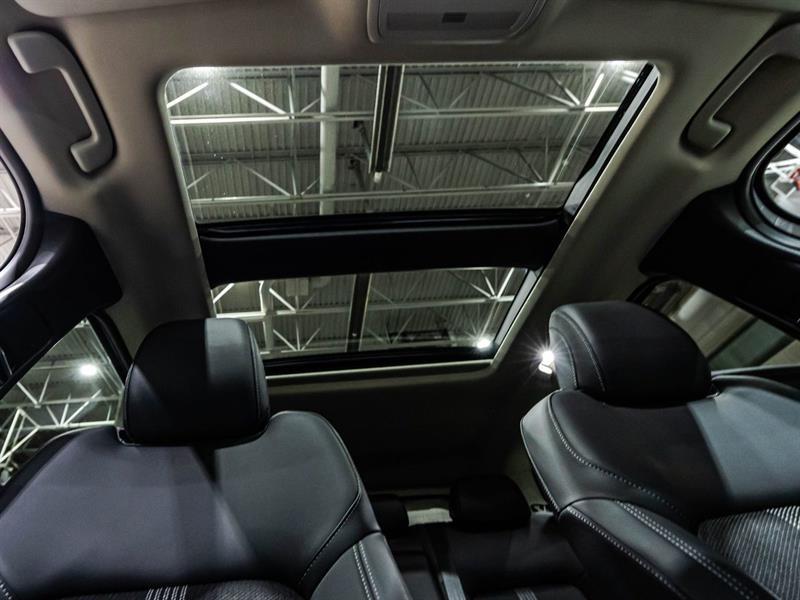 2024 Mazda CX-50 - Image 19