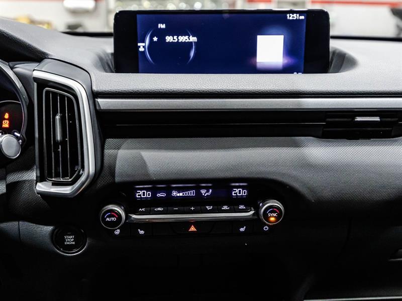 2024 Mazda CX-50 - Image 25