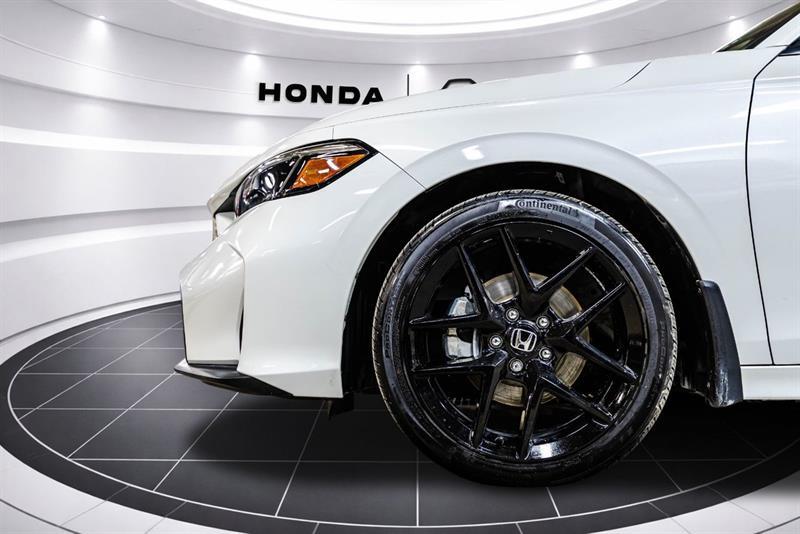 2025 Honda Civic - Image 10