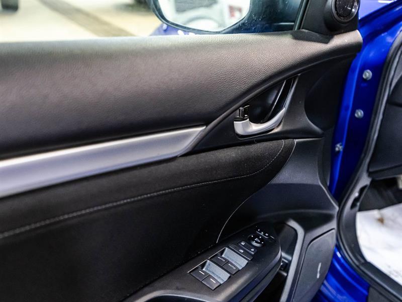 2019 Honda Civic - Image 12