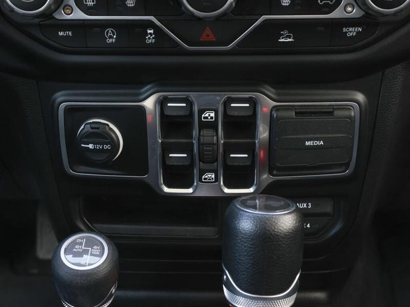 jeep Wrangler 4 Door 2023 - 12
