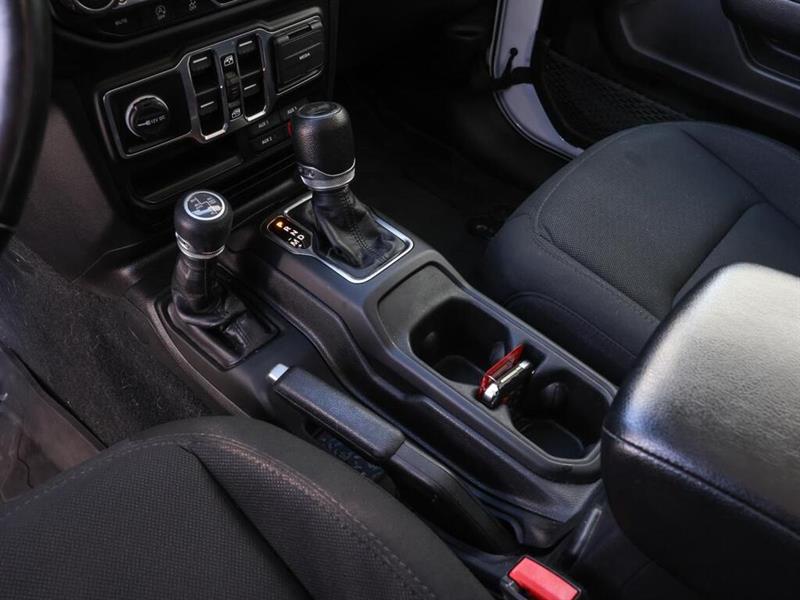 jeep Wrangler 4 Door 2023 - 27