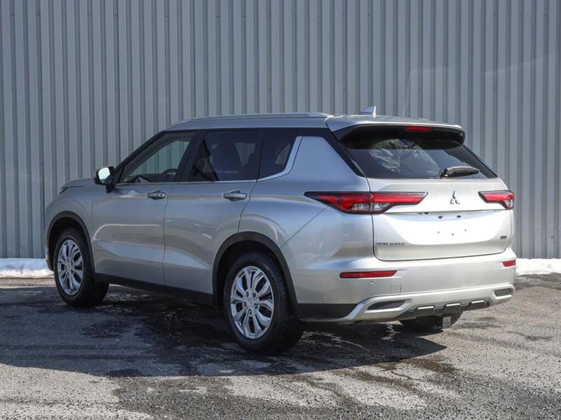 mitsubishi Outlander 2022 - 6