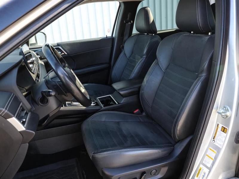 mitsubishi Outlander 2022 - 16