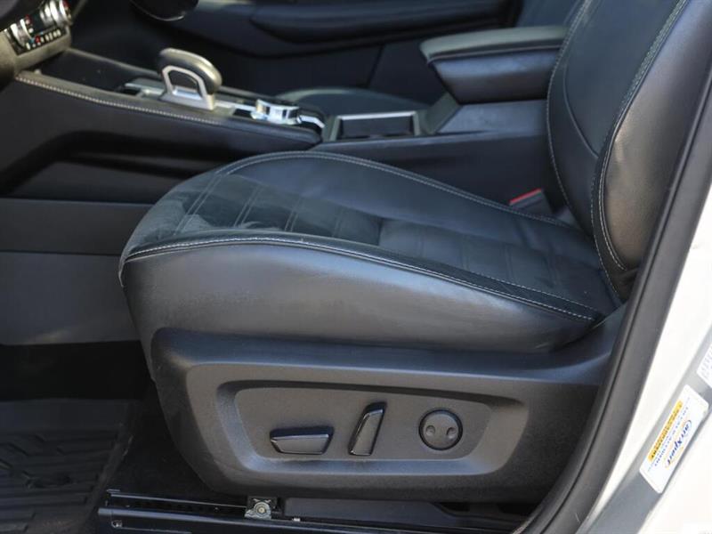 mitsubishi Outlander 2022 - 17