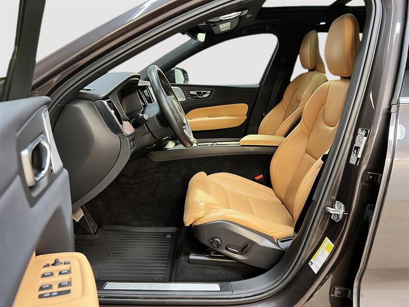 volvo XC60 2022 - 7