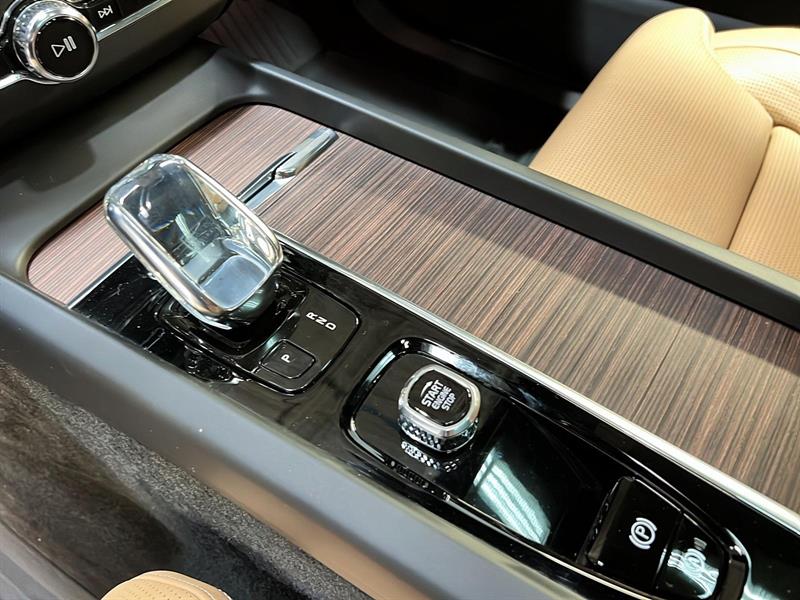 volvo XC60 2022 - 15