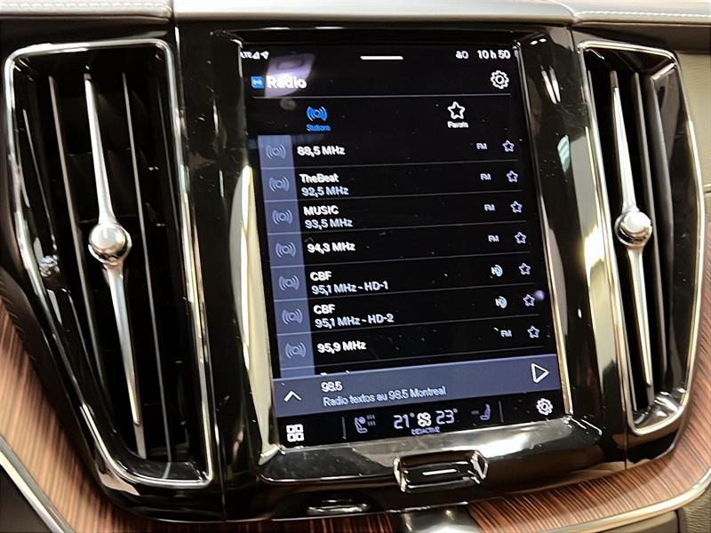 volvo XC60 2022 - 16