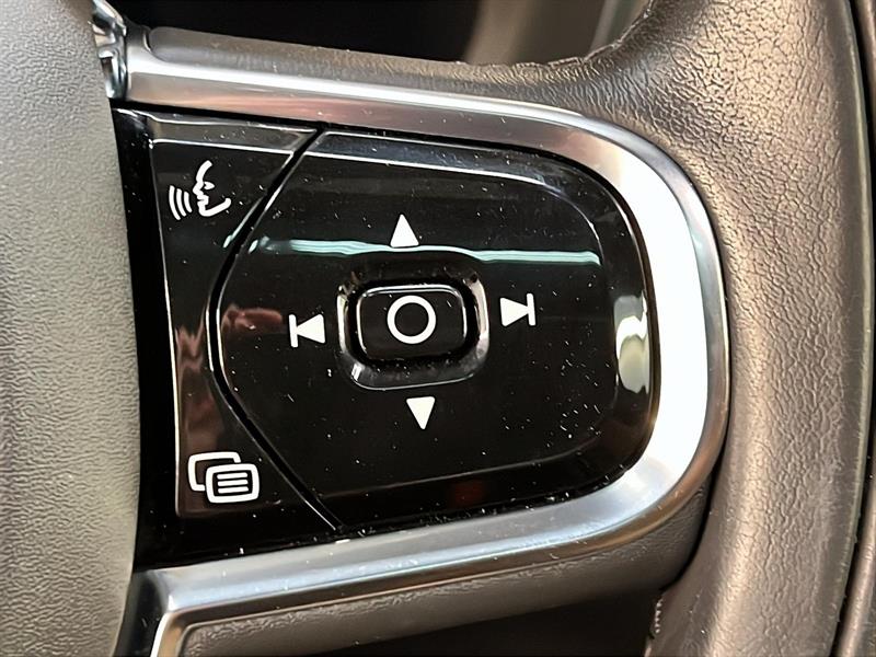 volvo XC60 2022 - 20