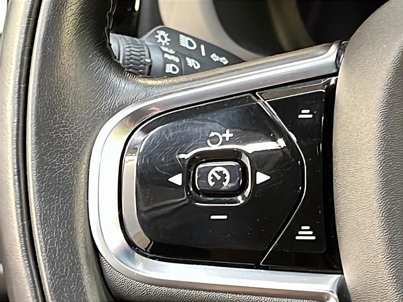 volvo XC60 2022 - 21