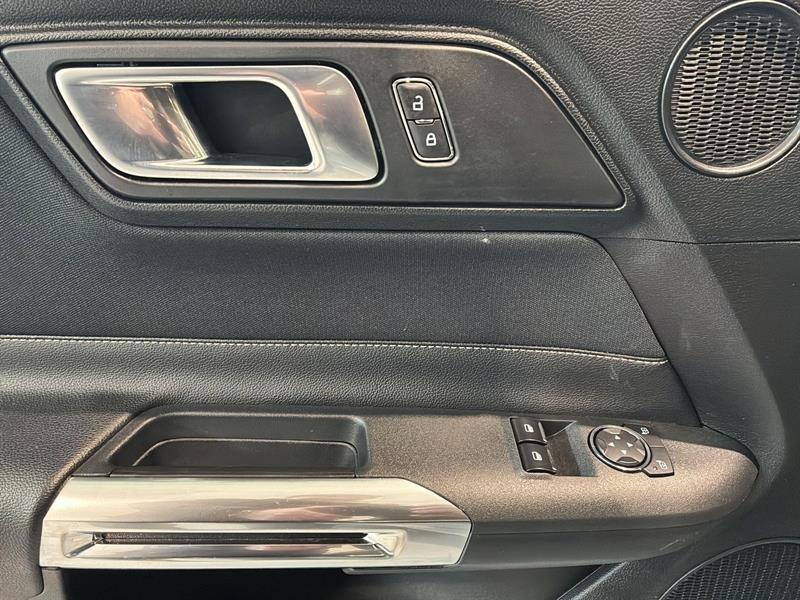 ford Mustang 2022 - 9
