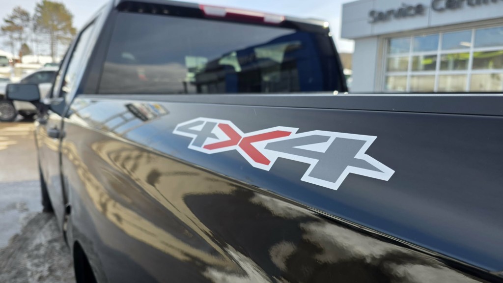 chevrolet Silverado 1500 2024 - 12