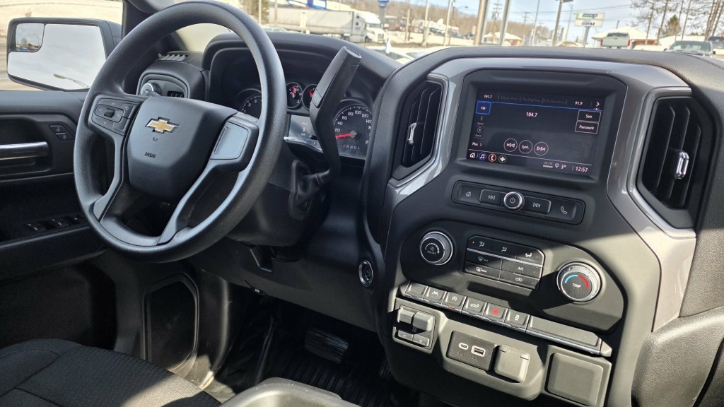 chevrolet Silverado 1500 2024 - 18