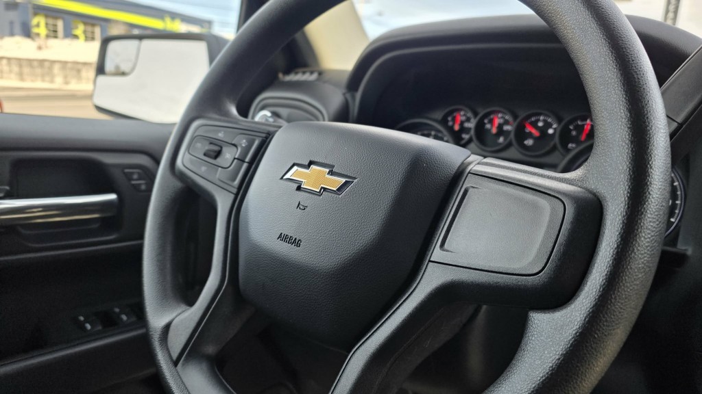 chevrolet Silverado 1500 2024 - 19