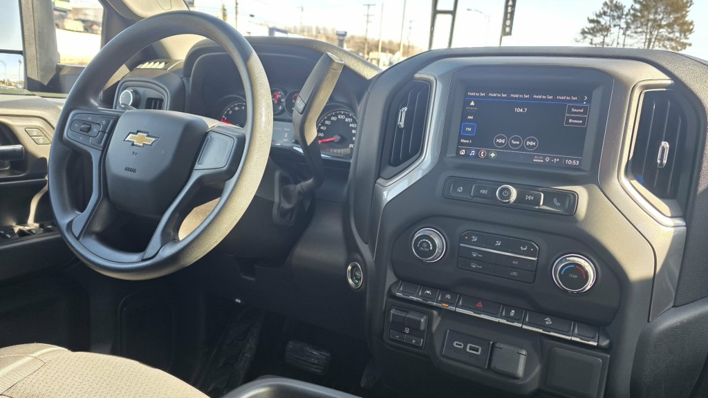 chevrolet Silverado 1500 2024 - 19