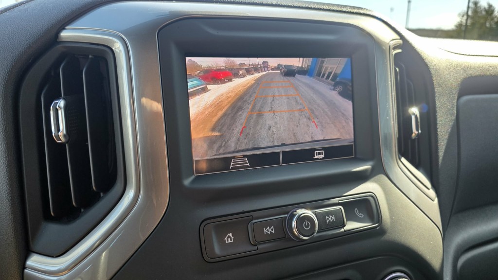 chevrolet Silverado 1500 2024 - 28