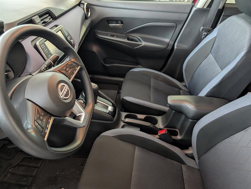 nissan Versa 2024 - 10