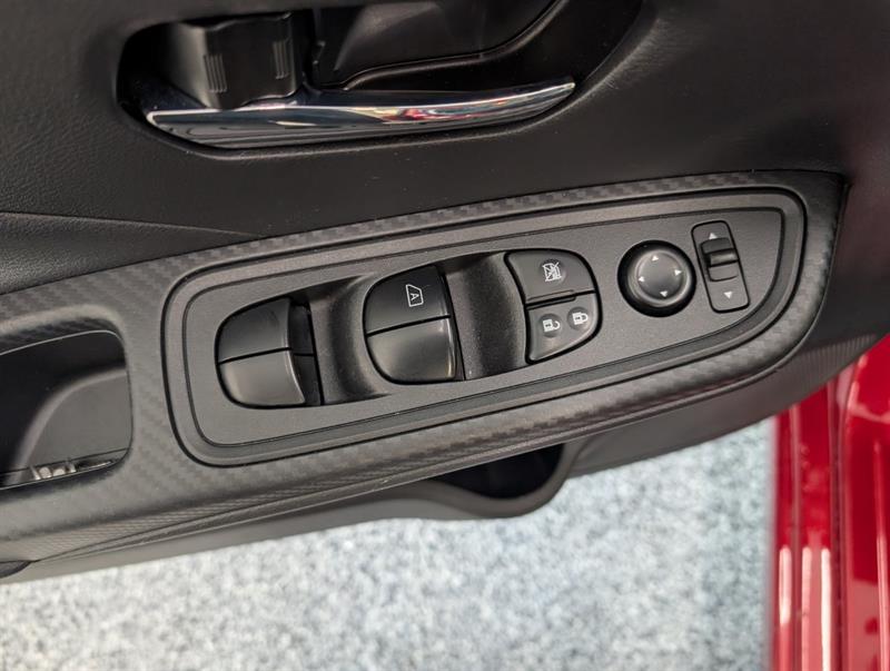 nissan Versa 2024 - 12