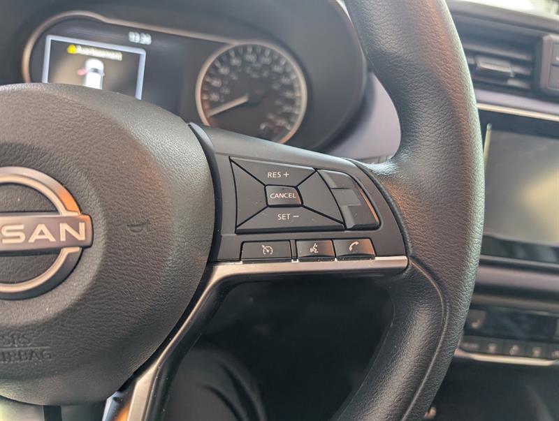 nissan Versa 2024 - 17